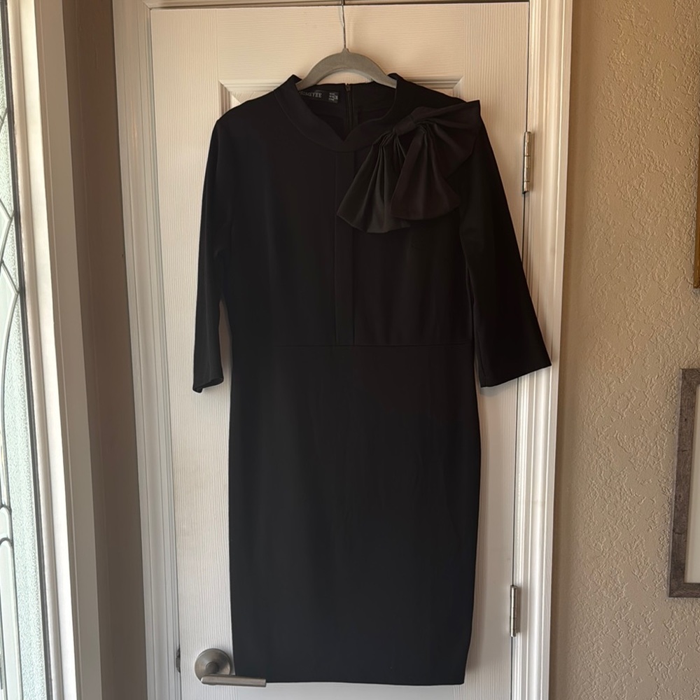HOMEYEE Elegant Black Dress with Bow Size XXL / US 12